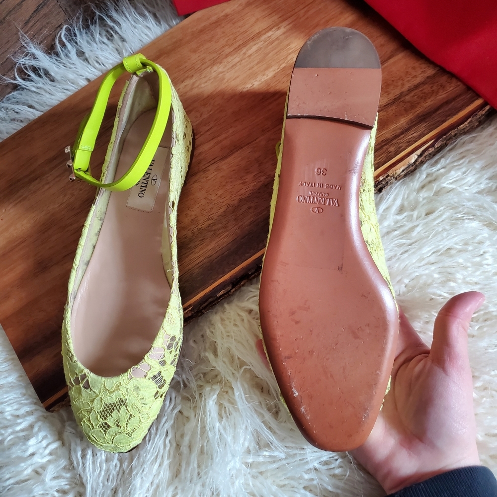 Valentino Lime Lace Ankle Strap Flats - Picture 4 of 8